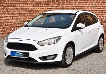 Ford Focus 126.000 km 8.390 &euro; Düren 52351