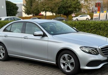 Mercedes-Benz E 220 191.512 km 18.990 &euro; Alsdorf 52477