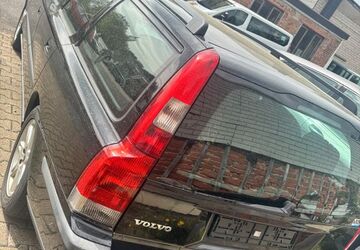 Volvo V70 618.837 km 1.199 &euro; Aachen 52078