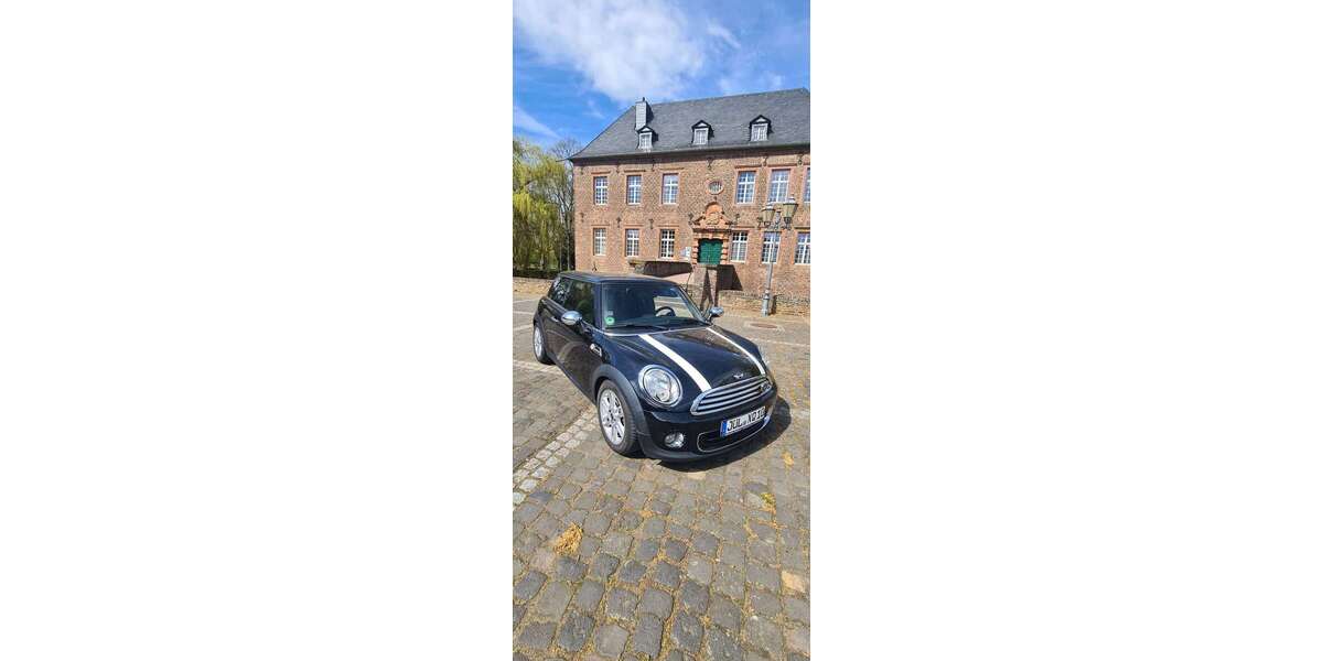 Mini One 130.150 km 7.200 &euro; Niederzier 52382