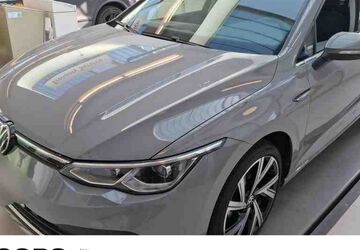 VW Golf 8.532 km 23.870 &euro; Aachen 52078