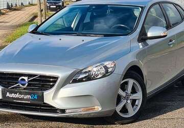 Volvo V40 40.000 km 13.600 &euro; Jülich 52428