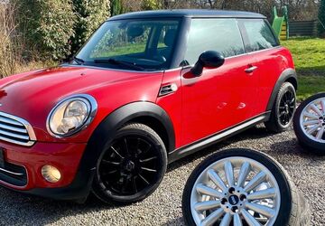 Mini Cooper 135.400 km 8.200 &euro; AACHEN 52080