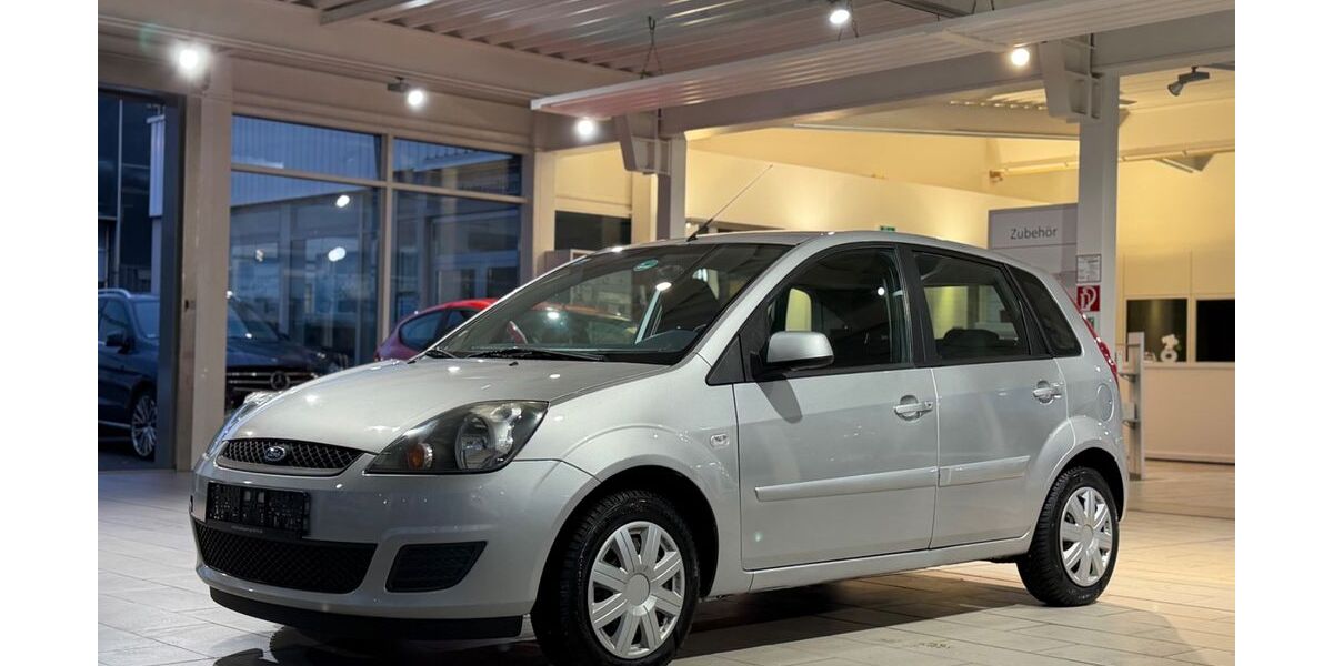 Ford Fiesta 65.000 km 5.499 &euro; Inden 52459