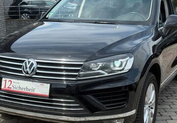 VW Touareg 100.727 km 21.990 &euro; Alsdorf 52477