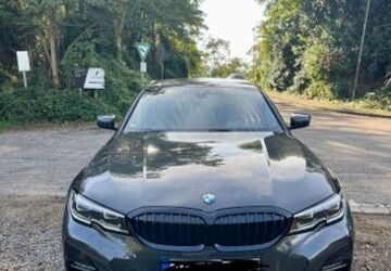 BMW 320 118.000 km 28.500 &euro; Alsdorf 52477