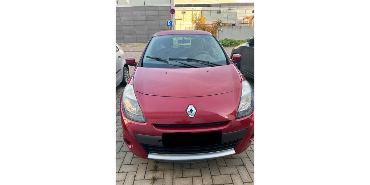 Renault Clio 157.000 km 1.990 &euro; aachen 52072