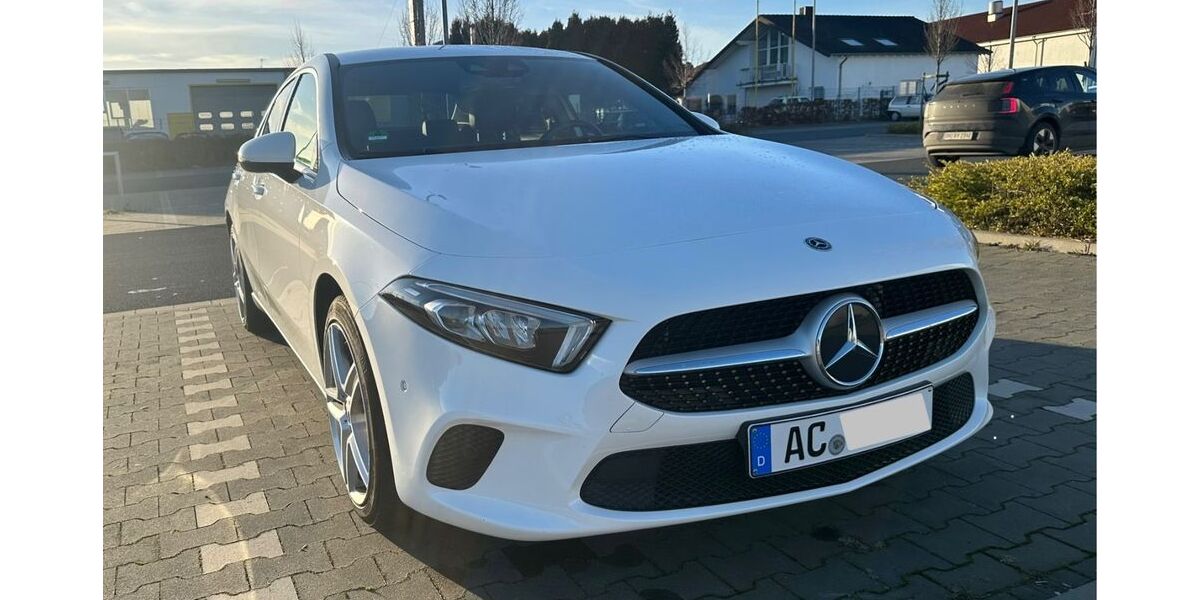 Mercedes-Benz A 180 74.000 km 23.200 &euro; Eschweiler 52249