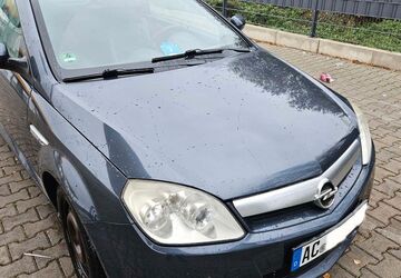 Opel Tigra 97.300 km 2.300 &euro; Alsdorf 52477
