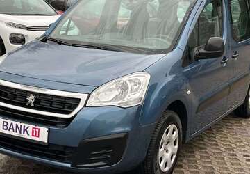 Peugeot Partner 61.229 km 8.200 &euro; Würselen 52146