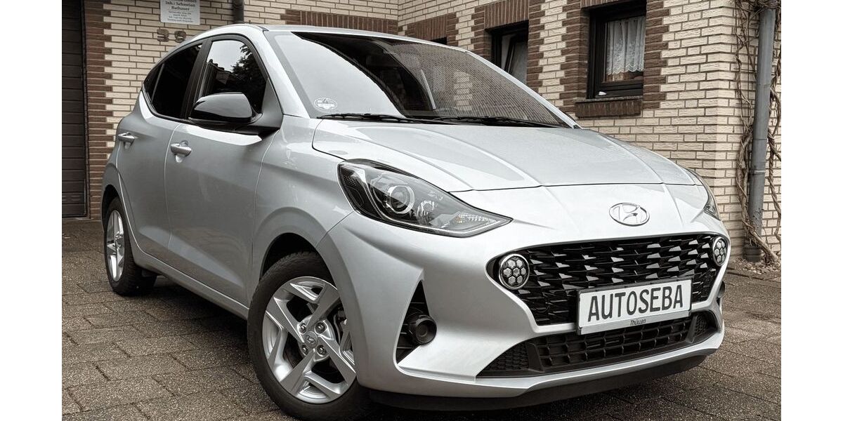 Hyundai i10 10.900 km 13.790 &euro; Jülich 52428