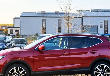 Nissan Qashqai 68.800 km 16.750 &euro; Düren 52351