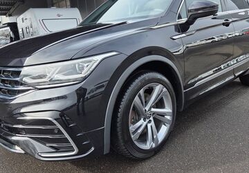 VW Tiguan 83.200 km 29.880 &euro; Düren 52351
