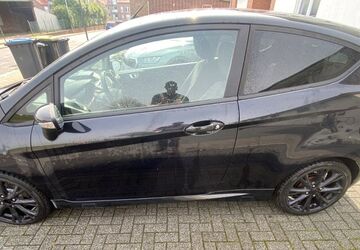 Ford Fiesta 101.259 km 6.000 &euro; gangelt 52538