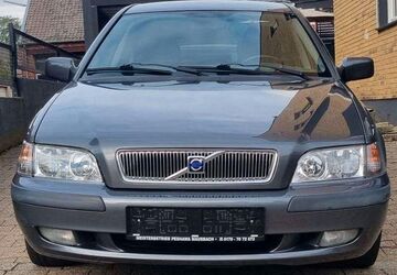 Volvo S40 169.000 km 1.850 &euro; Aachen 52070