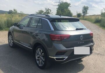 VW T-Roc 98.000 km 15.790 &euro; Stolberg 52223