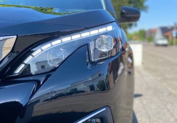 Peugeot 3008 123.833 km 11.000 &euro; Geilenkirchen 52511