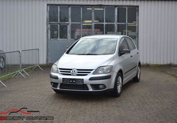 VW Golf 179.000 km 3.950 &euro; Würselen 52146