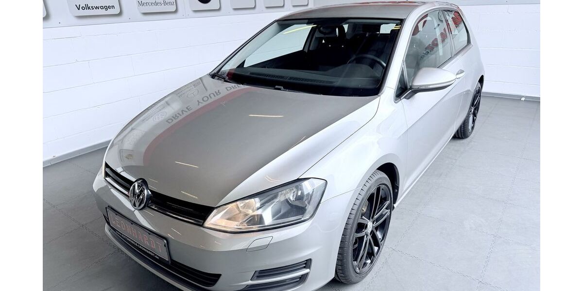 VW Golf 72.734 km 9.990 &euro; Stolberg 52223