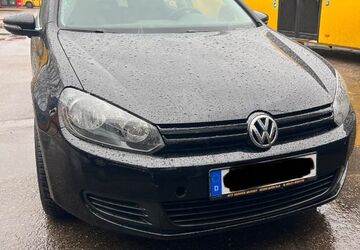 VW Golf 100.085 km 3.900 &euro; Niederzier 52382