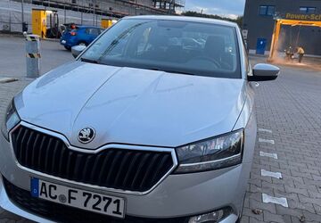Skoda Fabia 40.000 km 10.699 &euro; Herzogenrath 52134