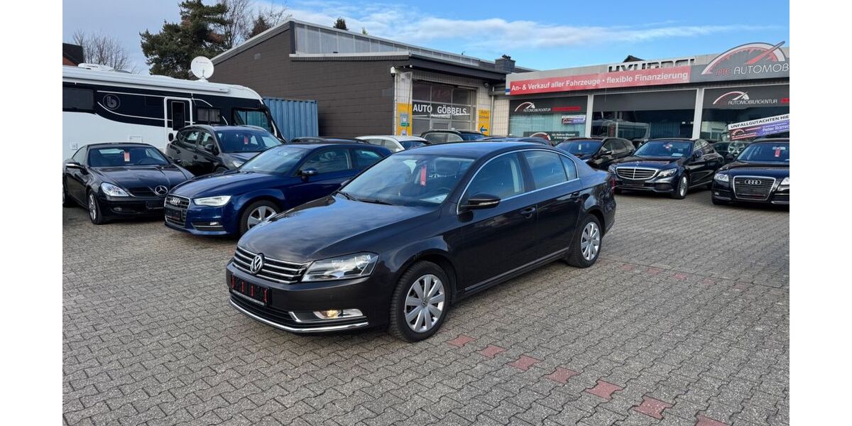 VW Passat 114.244 km 9.250 &euro; Aldenhoven 52457
