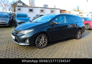 Toyota Auris 233.418 km 6.000 &euro; Würselen 52146