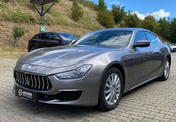 Maserati Ghibli 49.000 km 41.480 &euro; Eschweiler 52249