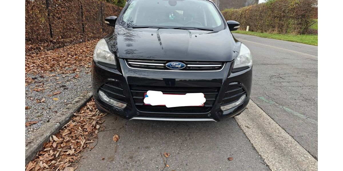 Ford Kuga 162.000 km 8.799 &euro; Aachen 52074
