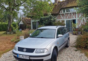 VW Passat Variant 163.000 km 3.500 &euro; Aachen 52076