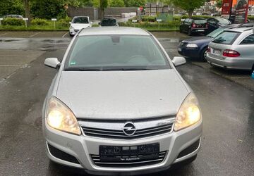 Opel Astra 193.000 km 2.500 &euro; Aachen 52074
