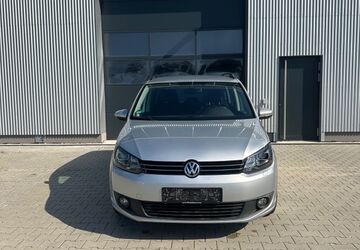 VW Touran 262.200 km 5.200 &euro; Aachen 52080