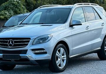 Mercedes-Benz ML 250 157.000 km 19.490 &euro; Düren 52351