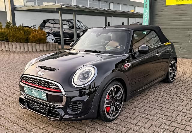 Mini John Cooper Works Cabrio 97.000 km 22.490 &euro; Niederzier 52382