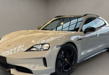 Porsche Taycan 8.000 km 109.600 &euro; Aachen 52068