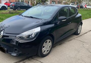 Renault Clio 83.000 km 9.000 &euro; Eschweiler 52249