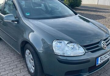 VW Golf 124.000 km 5.850 &euro; Stolberg 52222