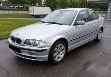 BMW 325 215.000 km 4.500 &euro; Aachen 52074