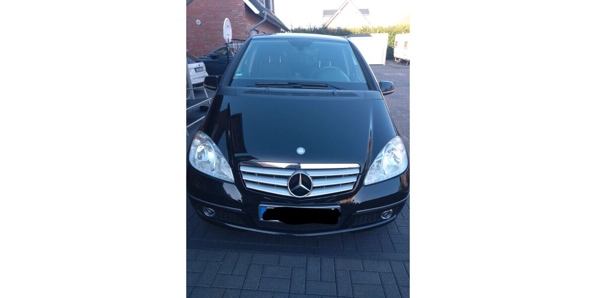 Mercedes-Benz A 150 153.466 km 4.499 &euro; Baesweiler 52499