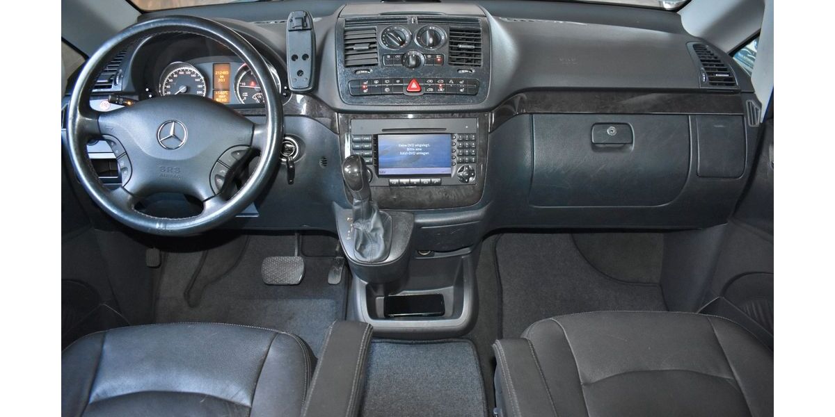 Mercedes-Benz Viano 212.000 km 9.490 &euro; Düren 52351