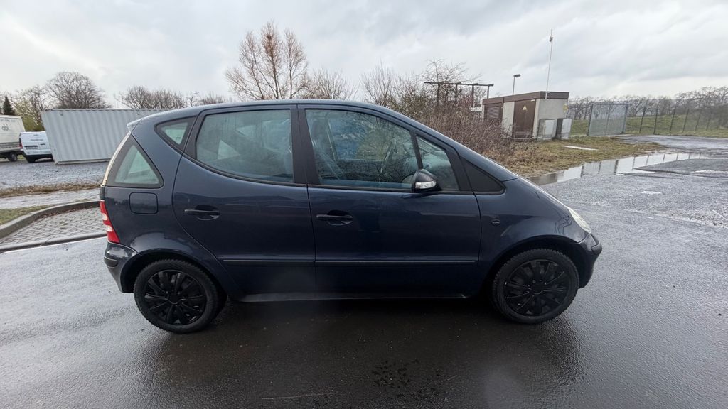 Mercedes-Benz A 140 169.154 km 2.300 &euro; Jülich 52428