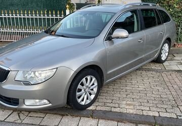 Skoda Superb 218.000 km 3.000 &euro; Aachen 52080