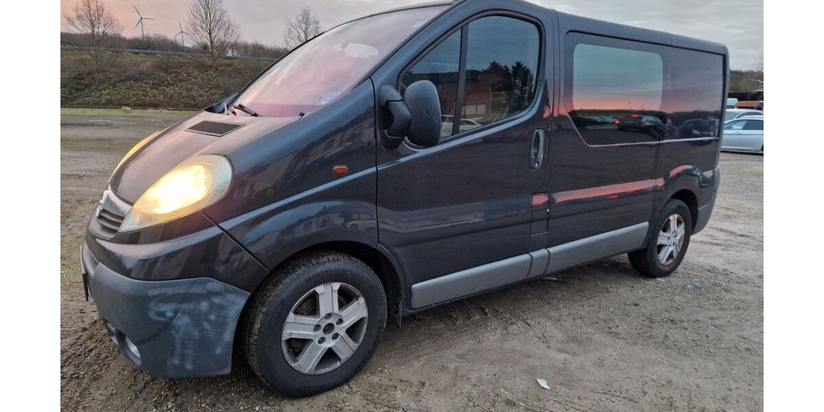 Opel Vivaro 222.000 km 6.300 &euro; Eschweiler 52249