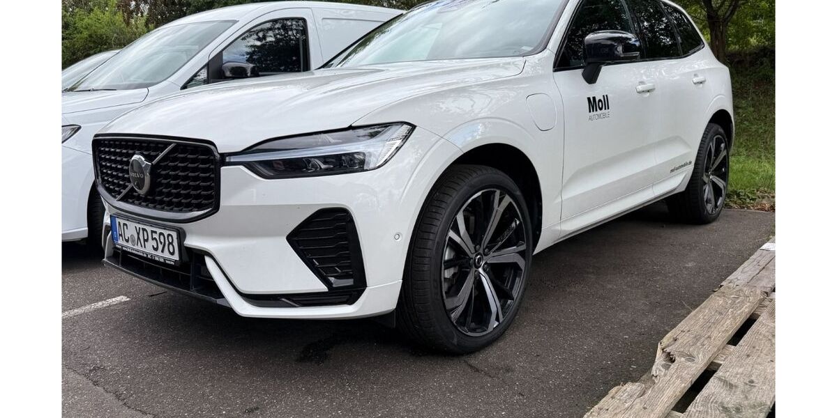 Volvo XC60 28.990 km 44.980 &euro; Aachen 52078