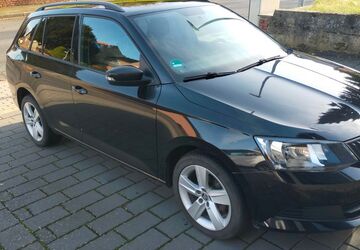 Skoda Fabia 128.110 km 7.800 &euro; Geilenkirchen 52511
