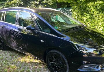Opel Zafira 132.000 km 8.950 &euro; Monschau 52156