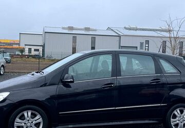 Mercedes-Benz B 200 162.000 km 4.800 &euro; Düren 52351