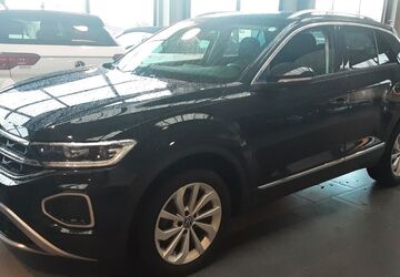 VW T-Roc 28.100 km 23.990 &euro; Monschau (bei Aachen) 52156