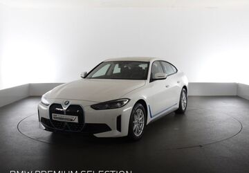 BMW i4 74.244 km 31.630 &euro; Aachen 52078