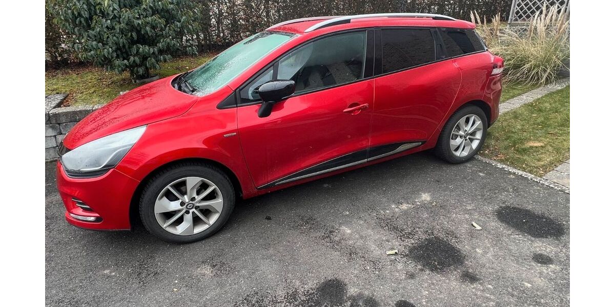 Renault Clio 47.800 km 8.999 &euro; Monschau 52156